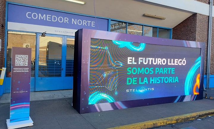 Clientes que alquilan pantallas LED exteriores